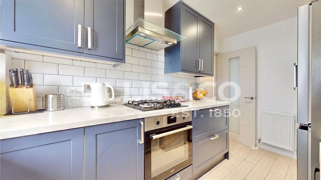 Property photo 3 of 13 Picture No. 08