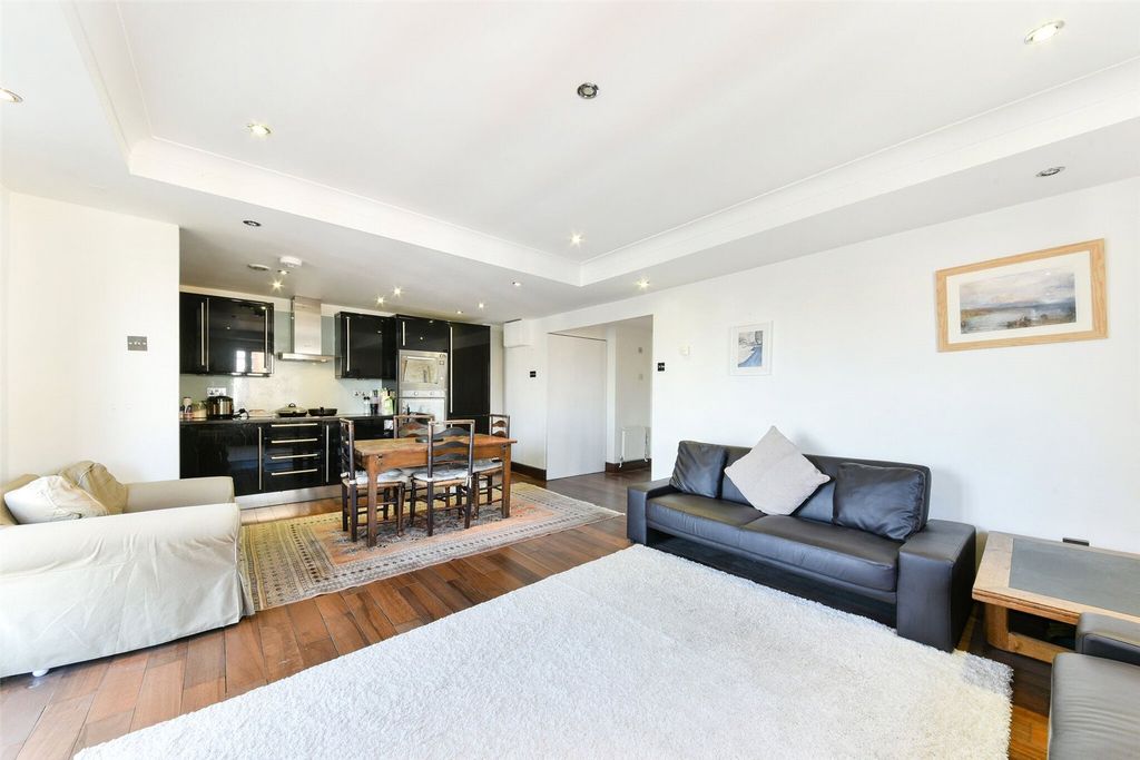 Property photo 3 of 12 Reception Room