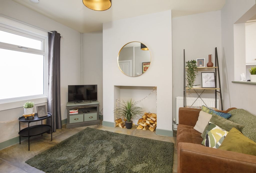 Property photo 1 of 18 Gb1_0921