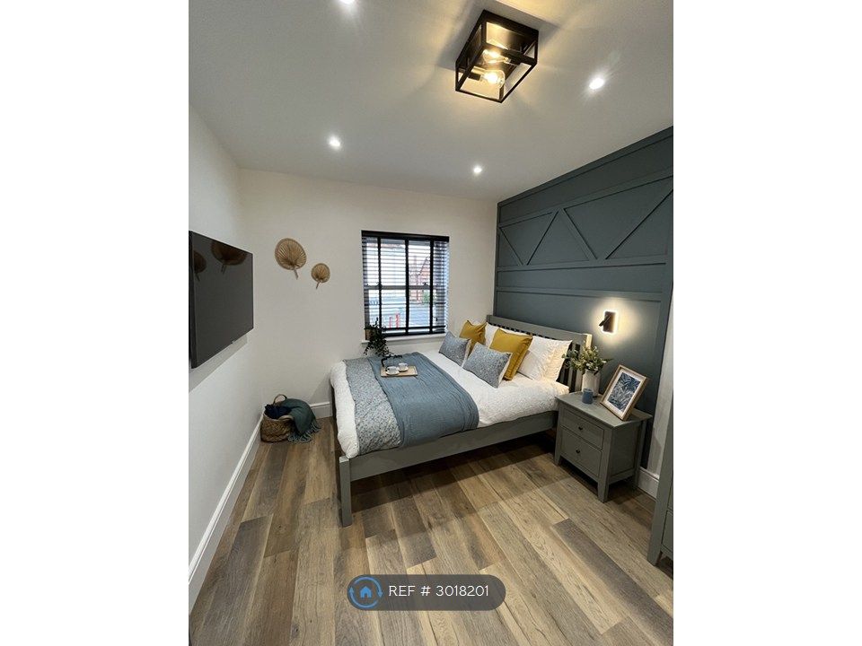 Property photo 2 of 5 Room 9 Bed