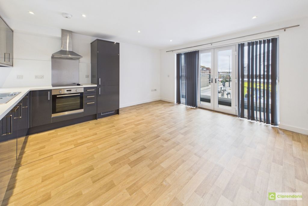 Property photo 3 of 6 Cam02528G0-Pr0438-Still009