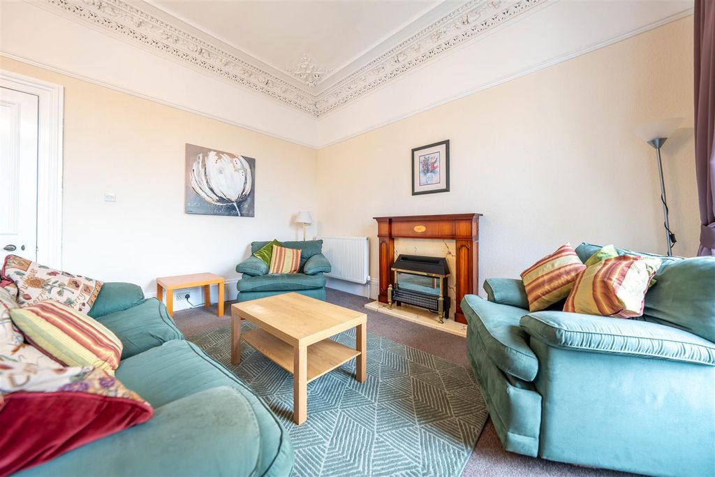 Property photo 3 of 38 Dsc00025-Hdr.Jpg