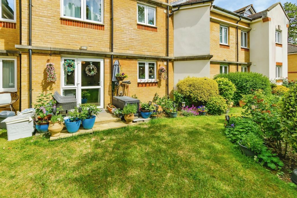 Property photo 2 of 15 Pbox-Img.Jpg