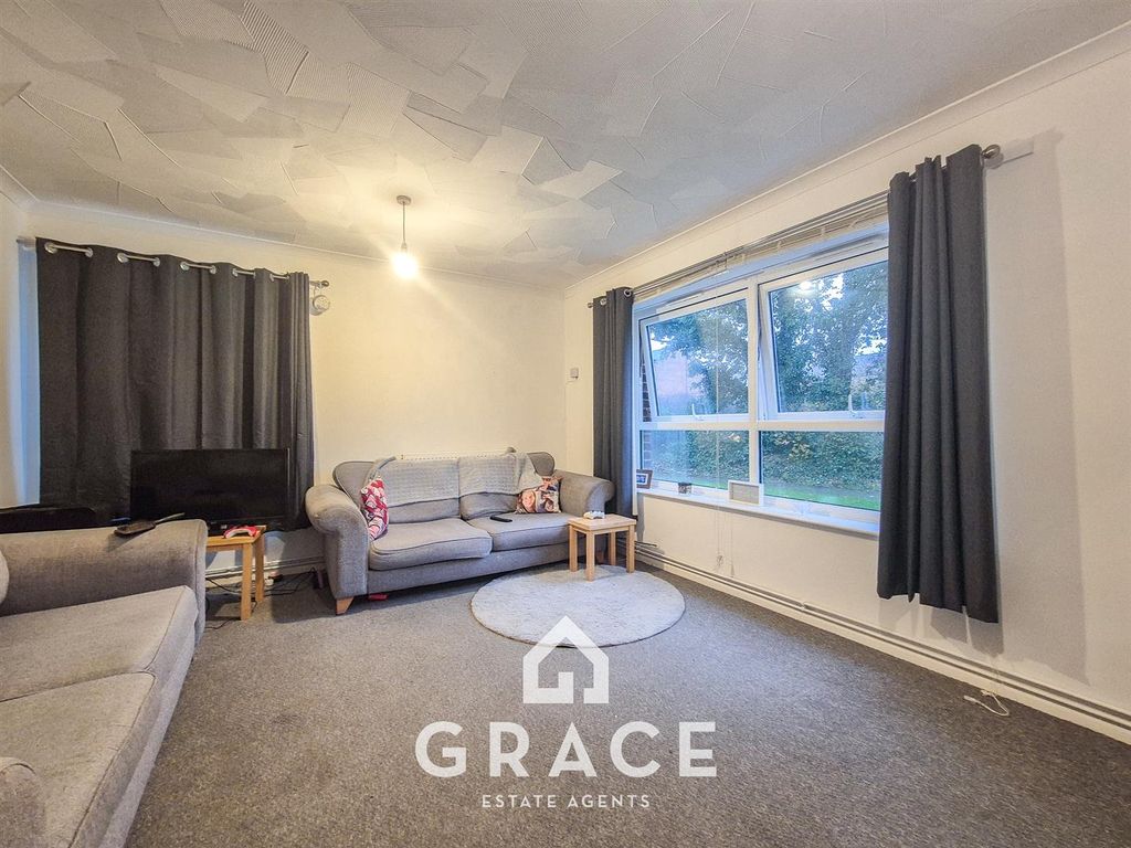 Property photo 3 of 7 1000036243-2.Jpg