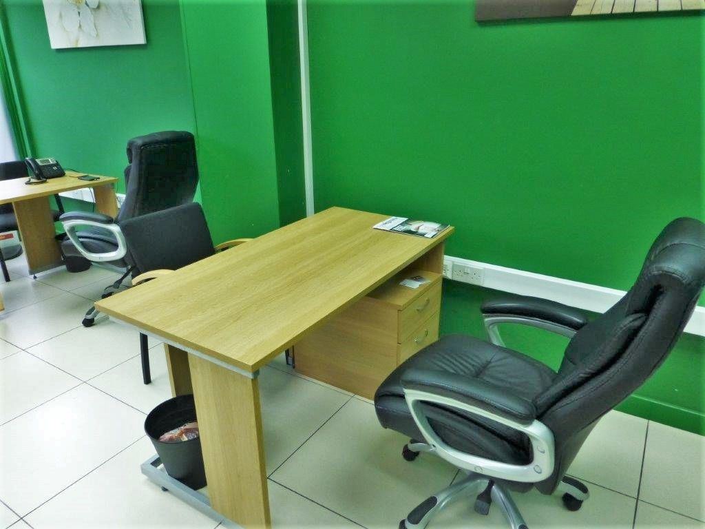 Property photo 2 of 8
