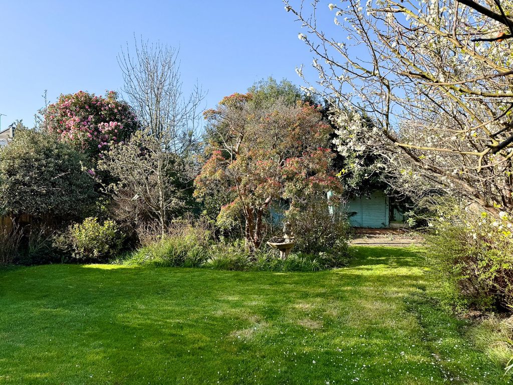 Property photo 3 of 17 Picture No. 16