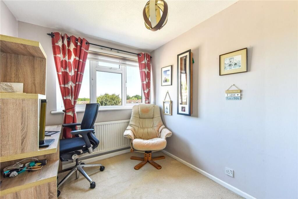 Additional image 17 of 5 bed detached bungalow for salePulens Lane, Petersfield GU31