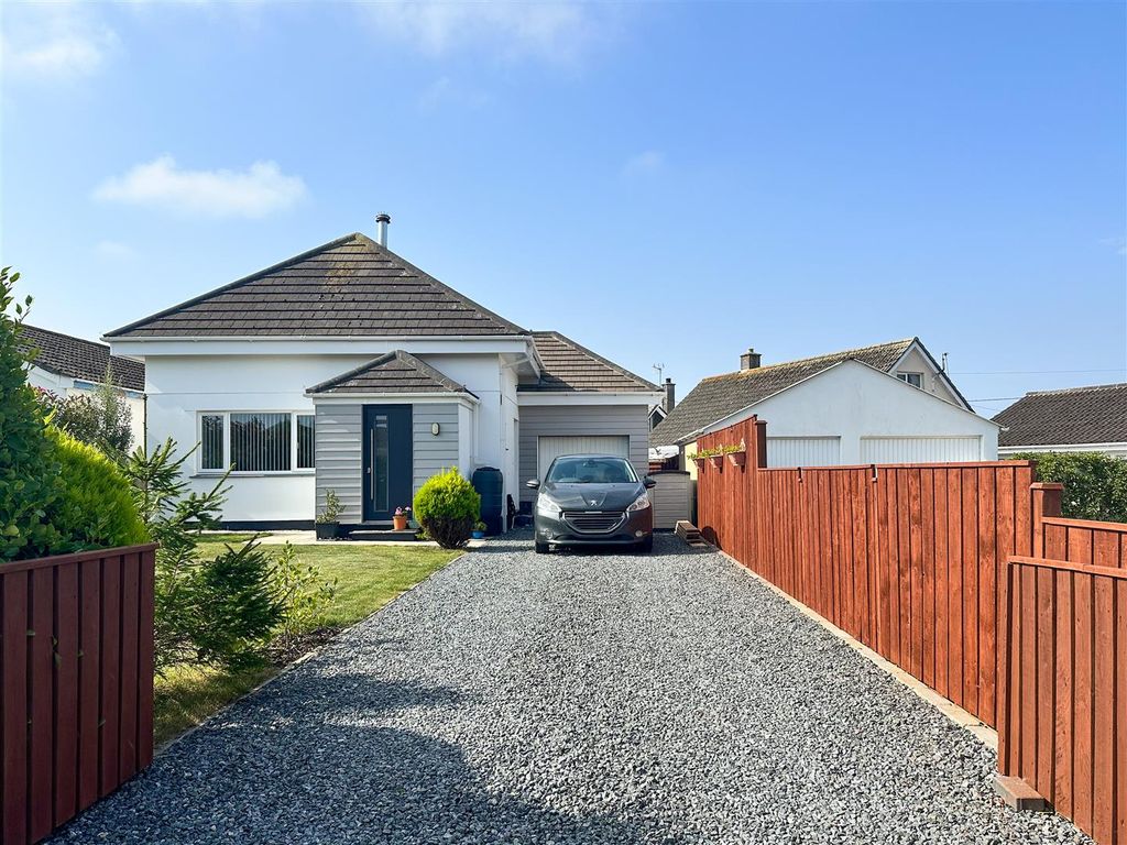 Property photo 1 of 21