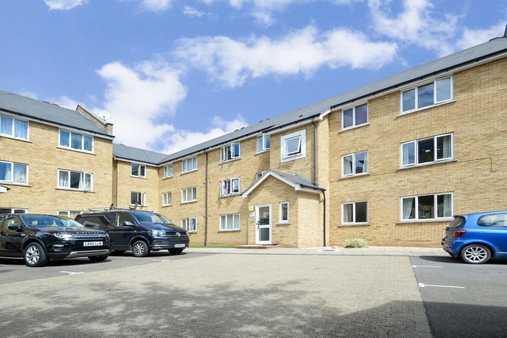 Property photo 1 of 11