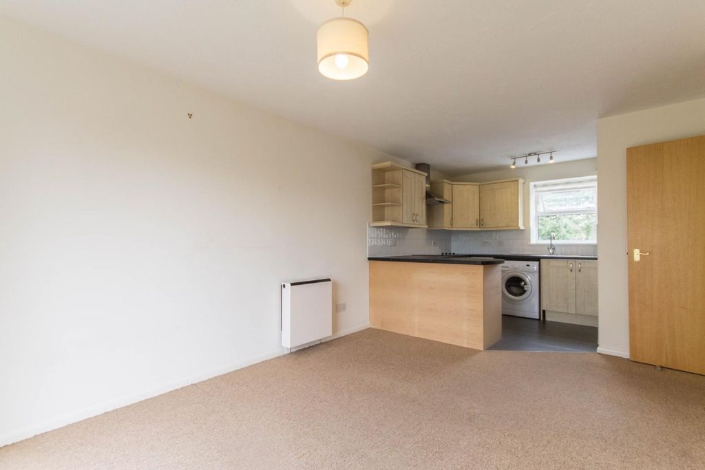 Property photo 3 of 8 Img_5969.Jpg