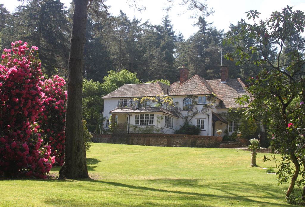 Property photo 1 of 7