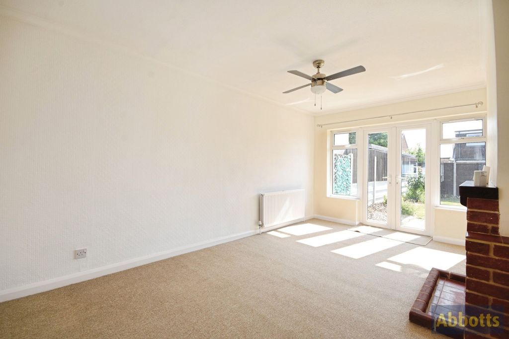 Property photo 3 of 17 Pbox-Img.Jpg