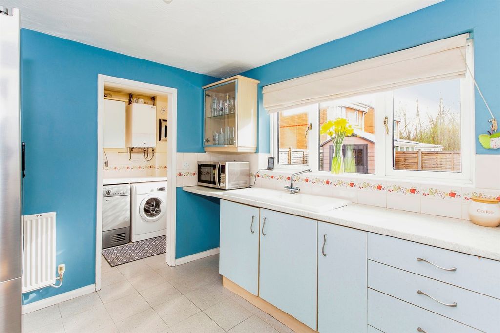 Property photo 2 of 15