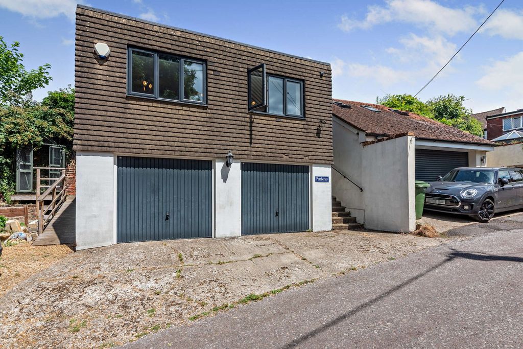 Property photo 3 of 10 Picture No. 07