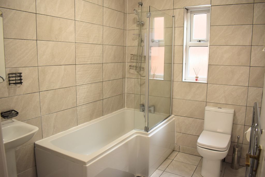 Property photo 3 of 10 Dsc_0533