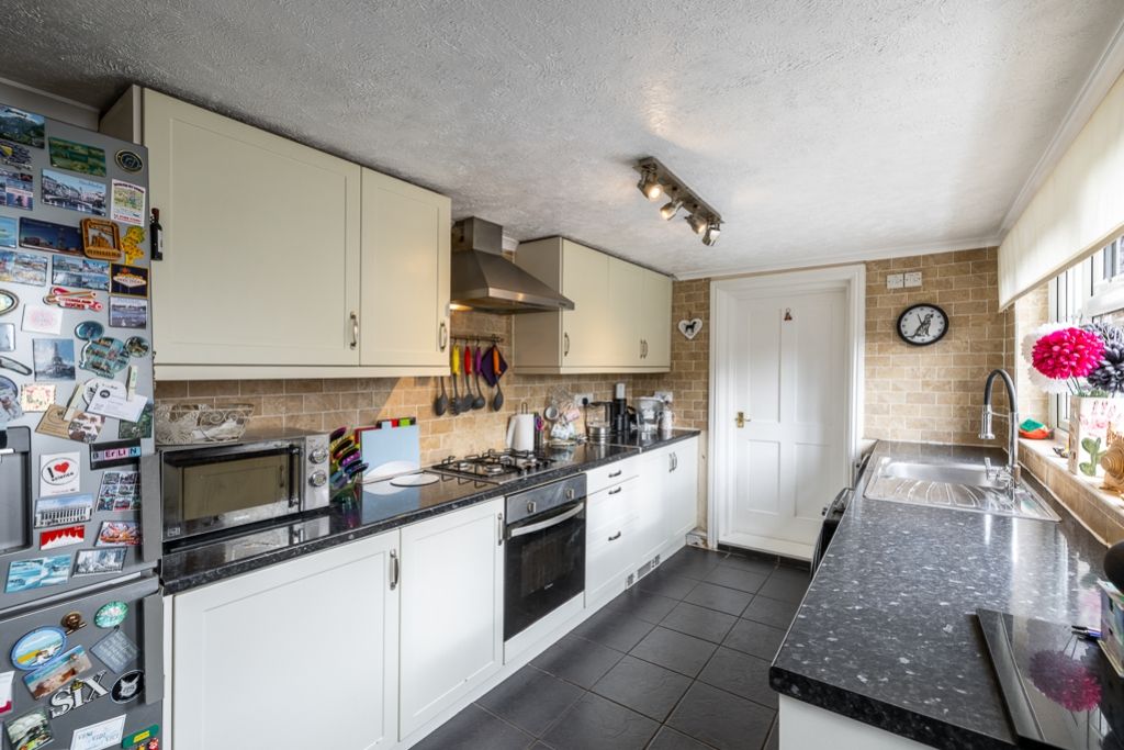 Property photo 2 of 22 13 Station Street (Holbeach)-16