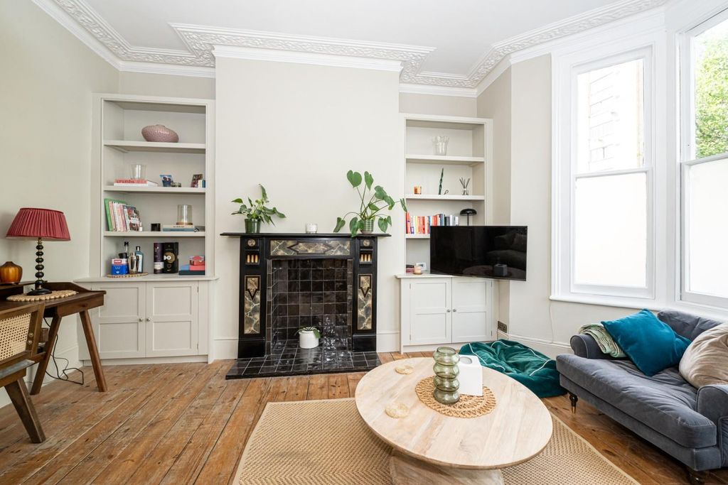 Property photo 2 of 10 Kilburn Park Road 225 Rgf-003 Lr.Jpg