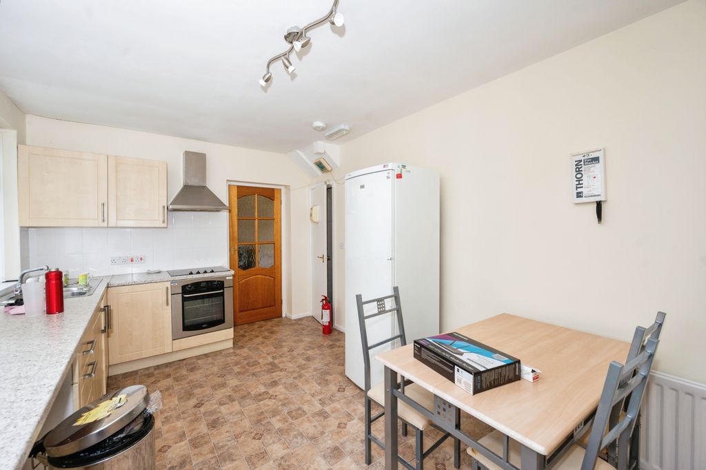 Property photo 3 of 17 Photography