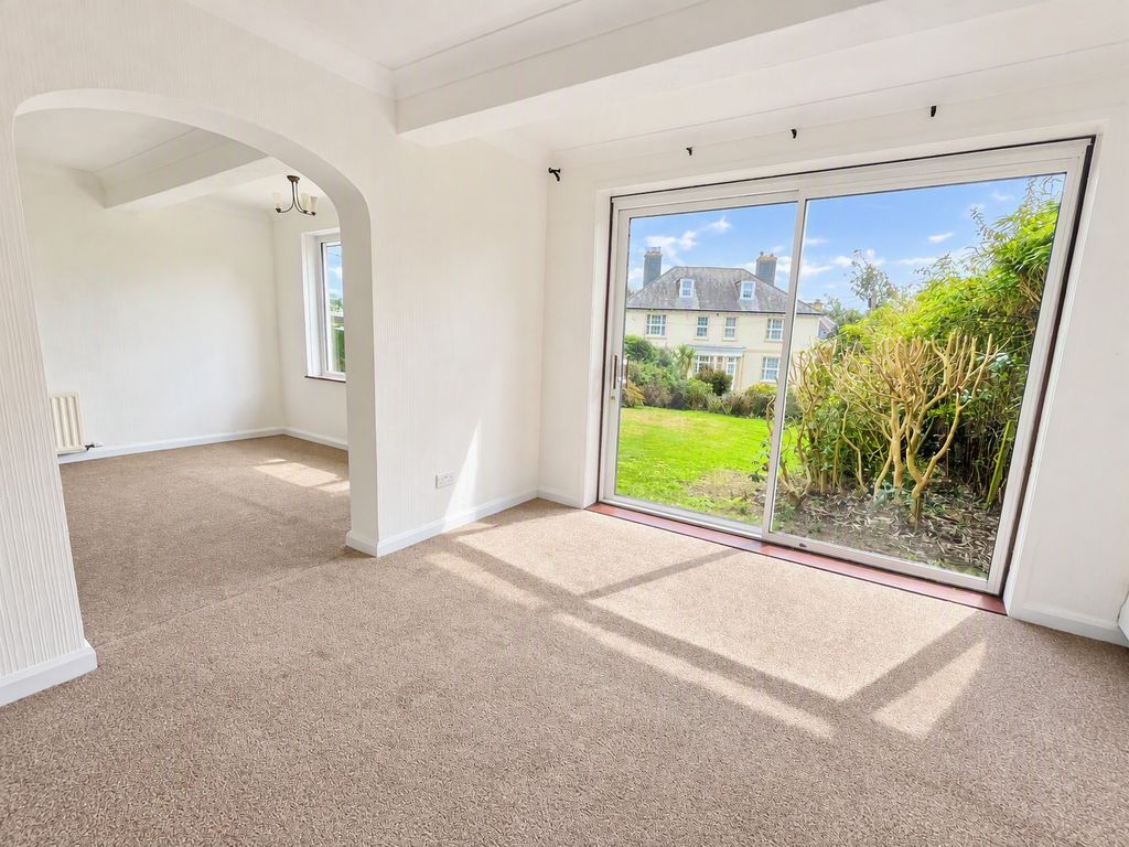 Property photo 3 of 21