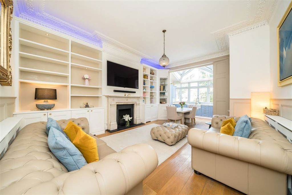 Property photo 2 of 7