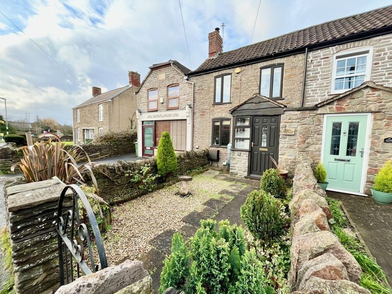 Property photo 1 of 18 Friont