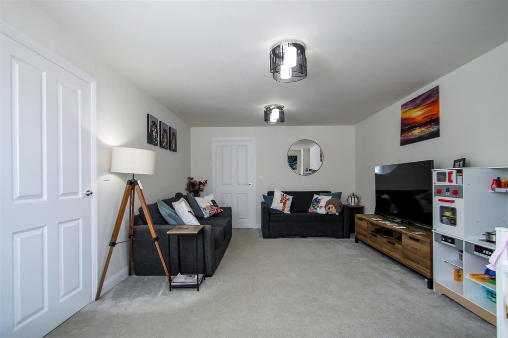 Property photo 3 of 32 Img_1504.Jpg