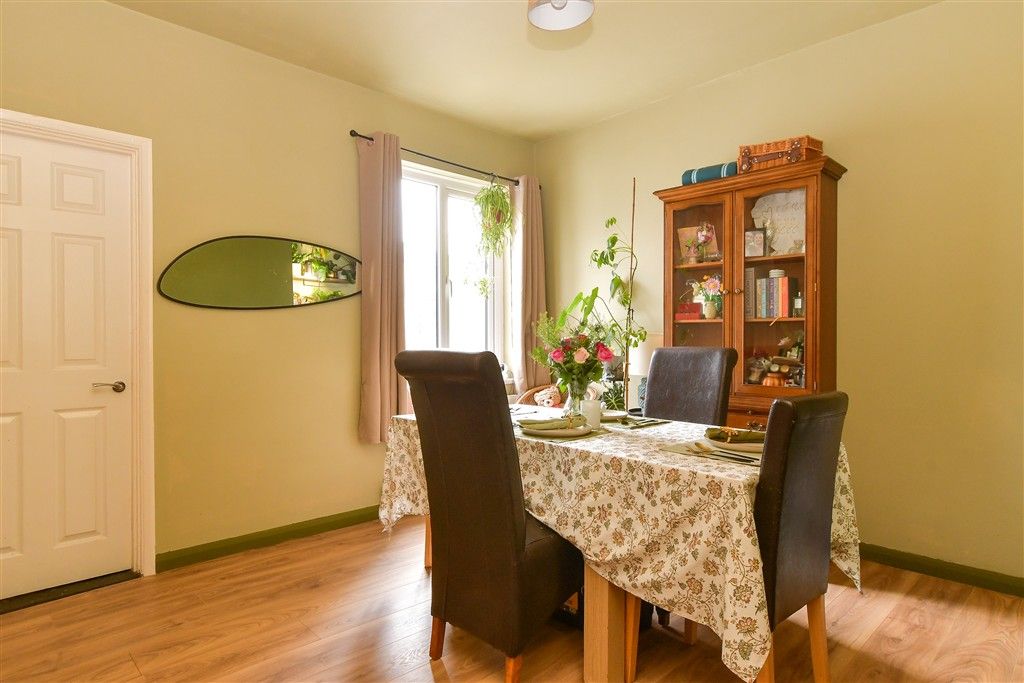 Property photo 1 of 12 Dining Room