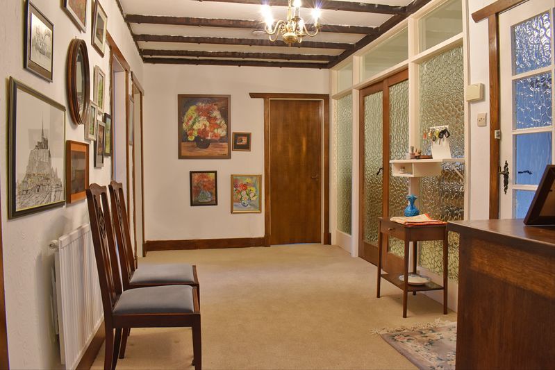 Property photo 3 of 21 Photo 11