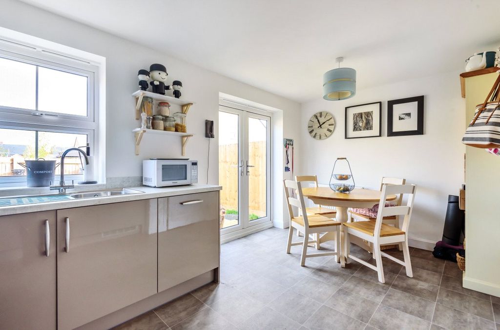 Property photo 2 of 11 Picture No. 02