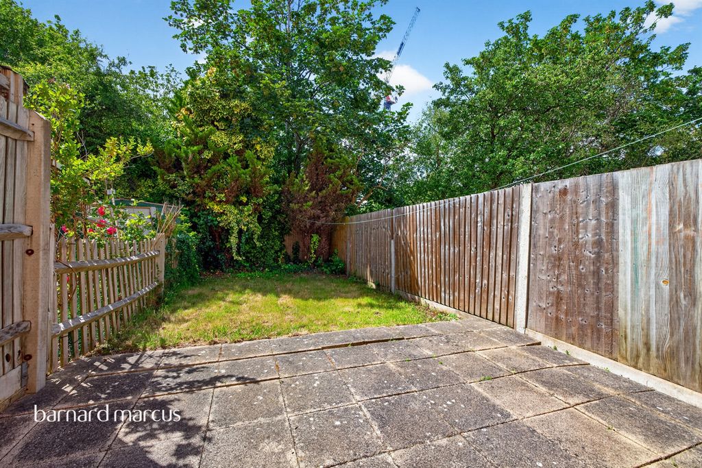 Property photo 3 of 13