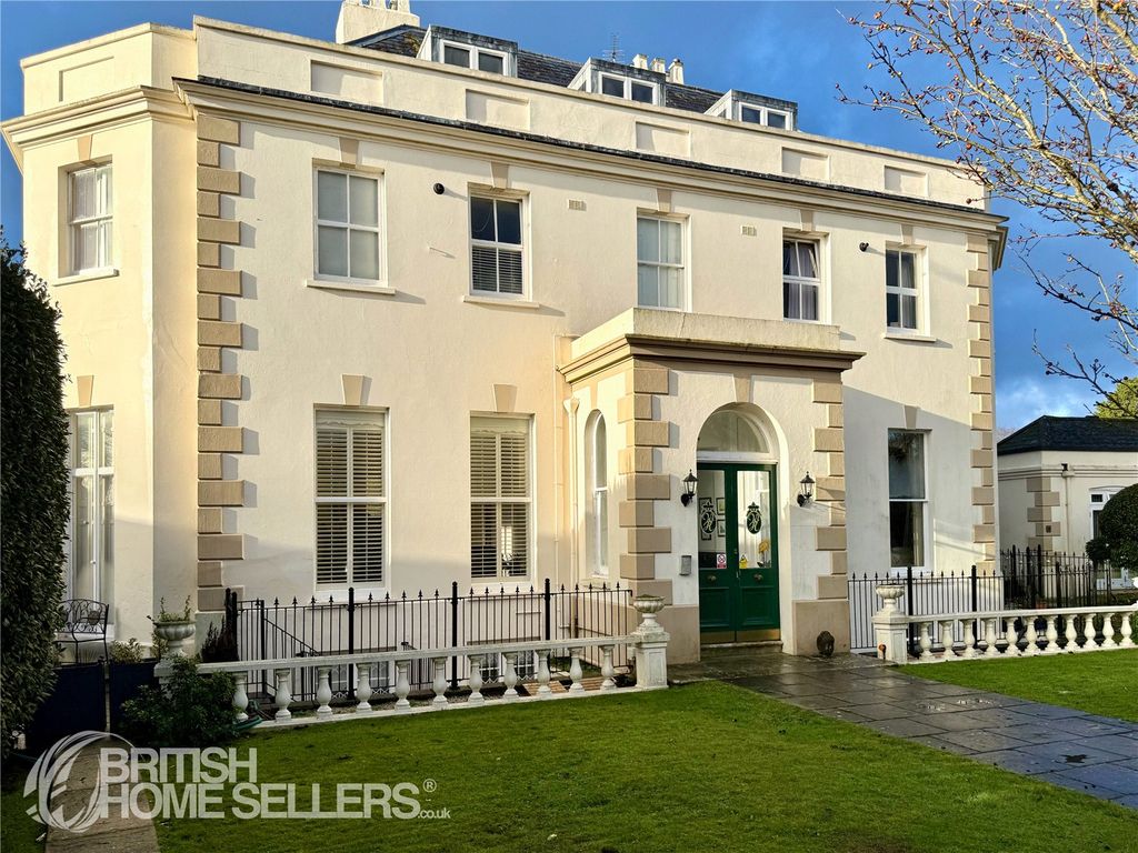 Property photo 2 of 18 Picture No. 03