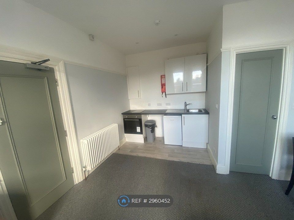 Property photo 1 of 4