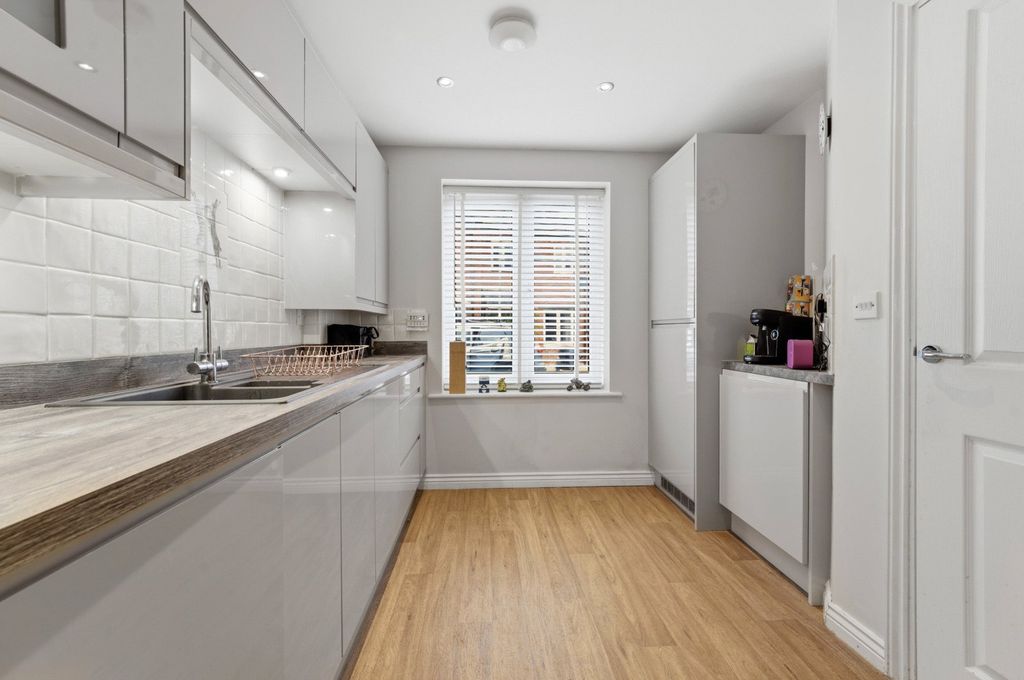 Property photo 3 of 14 Picture No. 21