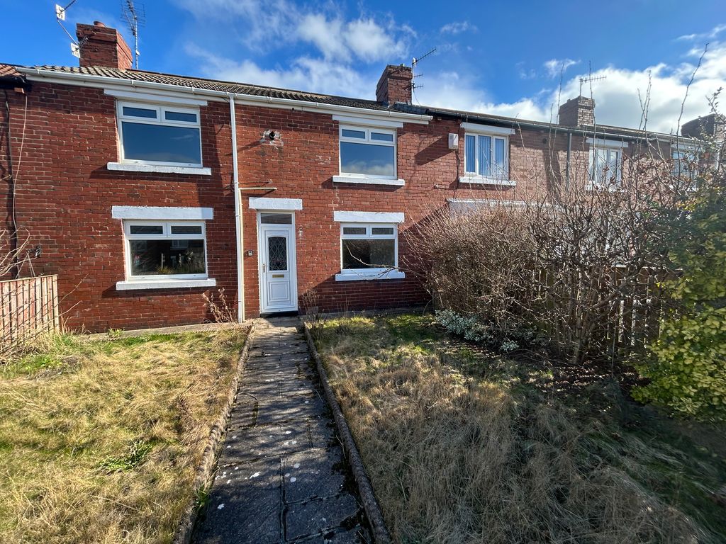 Property photo 1 of 12 Front