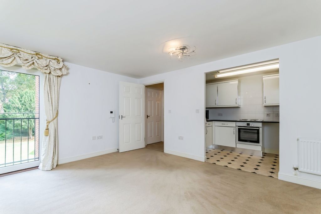 Property photo 1 of 16 Photo