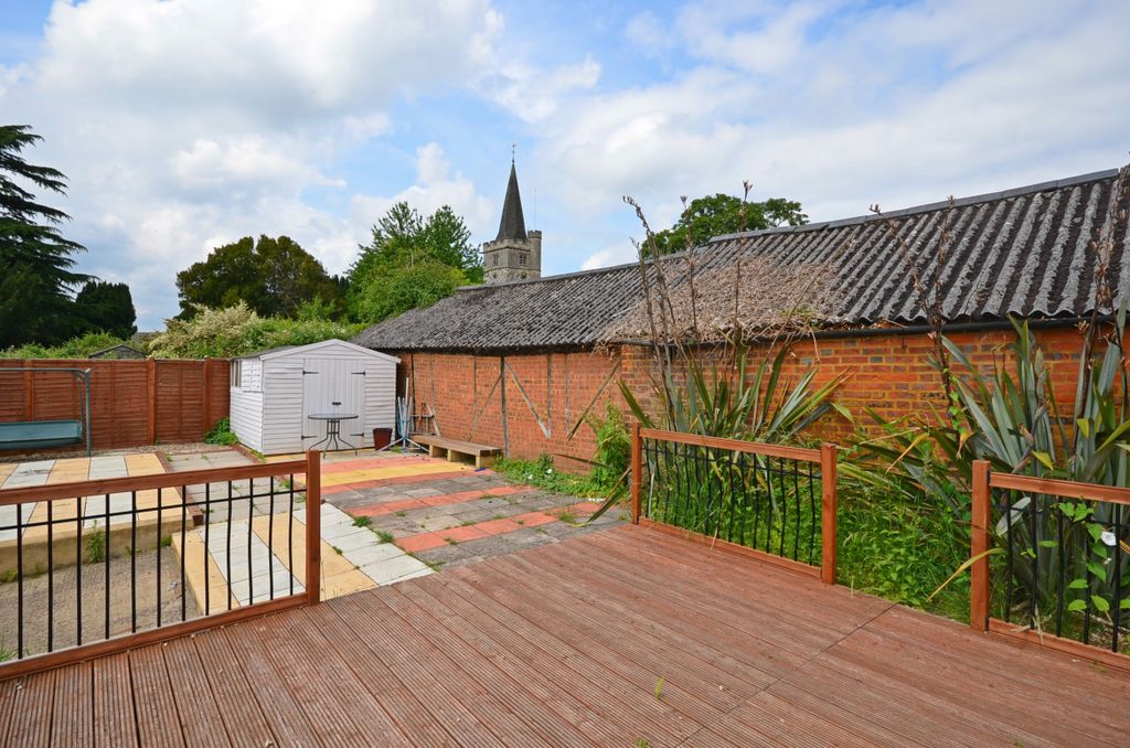 Property photo 2 of 11 Exterior2.Jpg