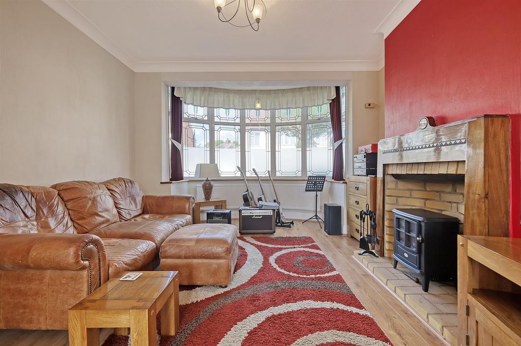 Property photo 3 of 24 13