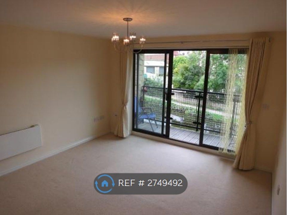 Property photo 2 of 9 Living Room