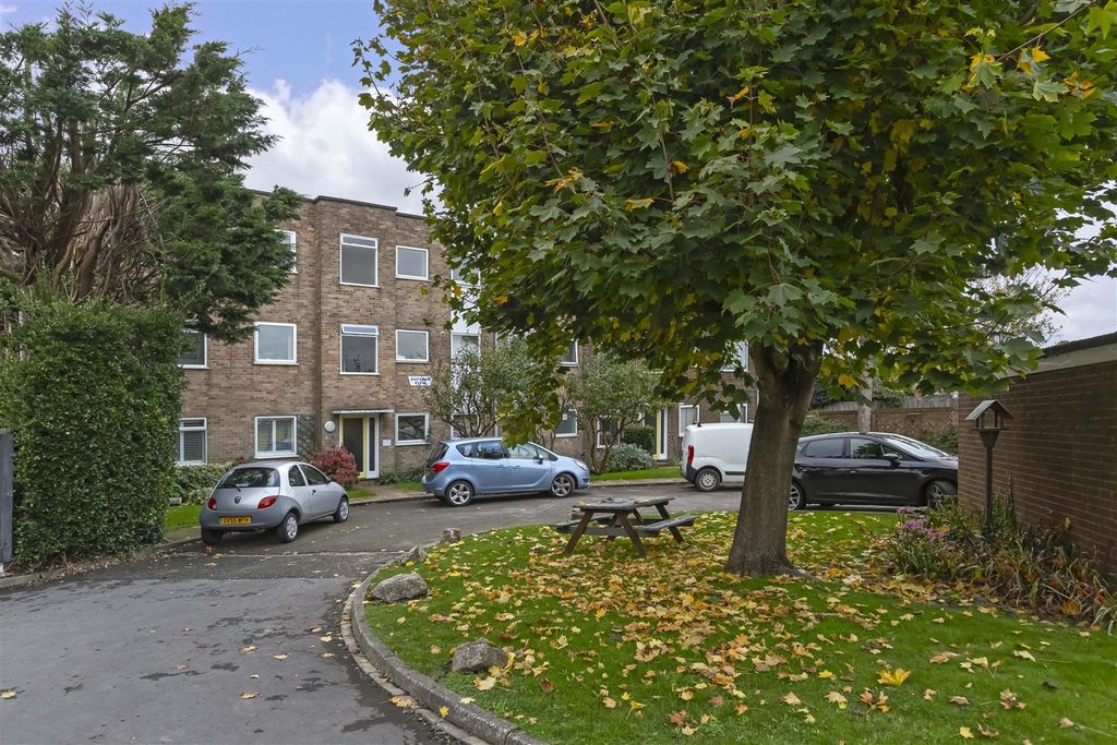 Property photo 2 of 10 8 Southon View_14.Jpg