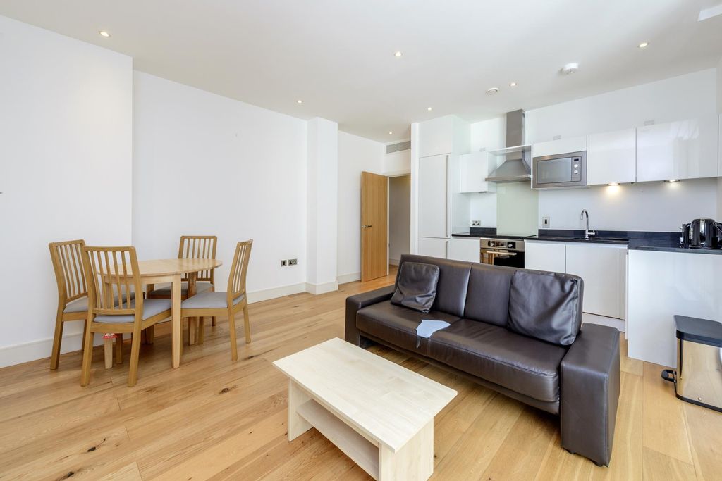 Property photo 2 of 5