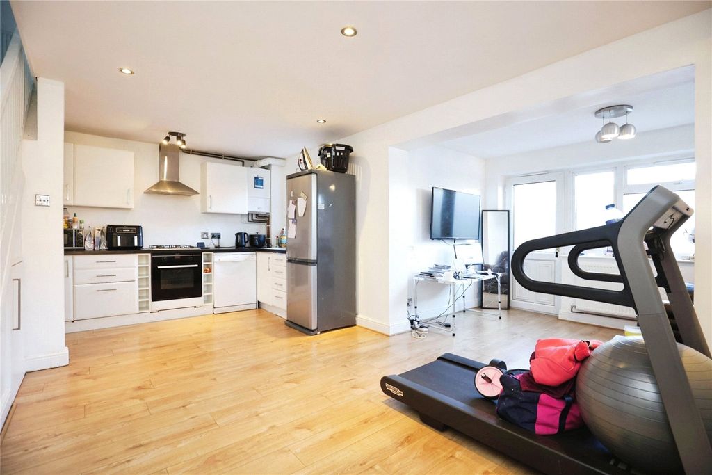 Property photo 2 of 11 Picture No. 08