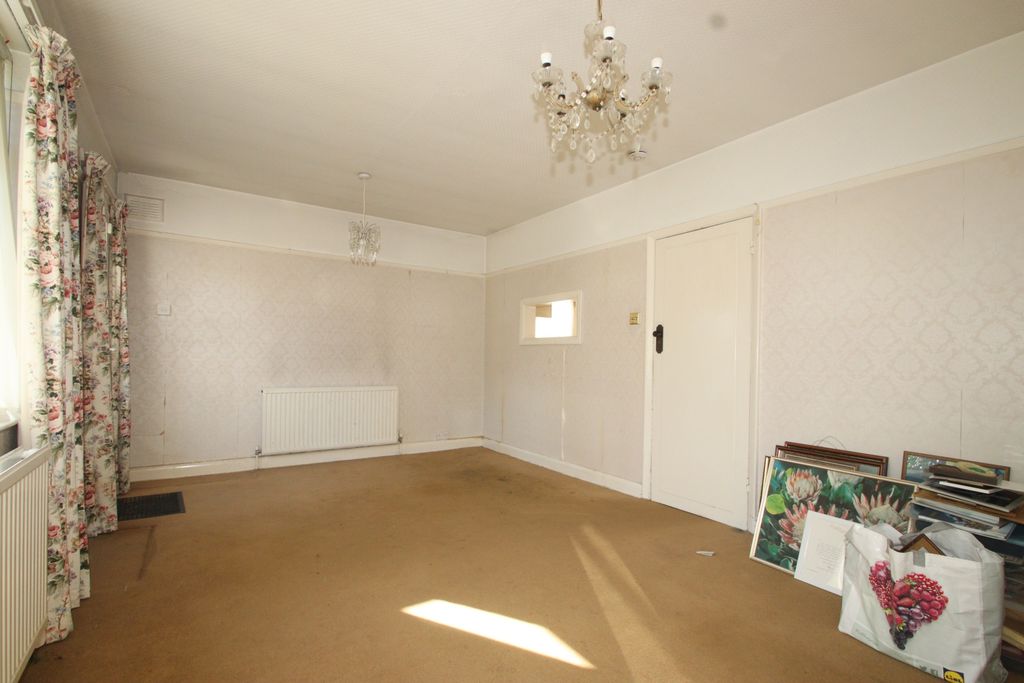 Property photo 2 of 18 Photo 16