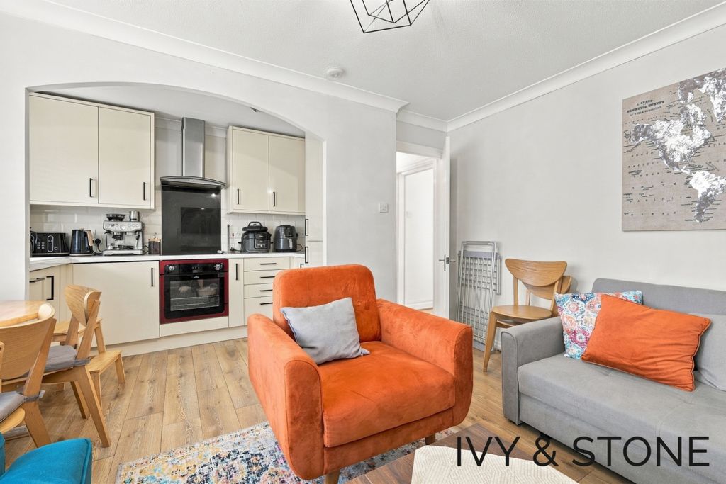 Property photo 3 of 20 5433873