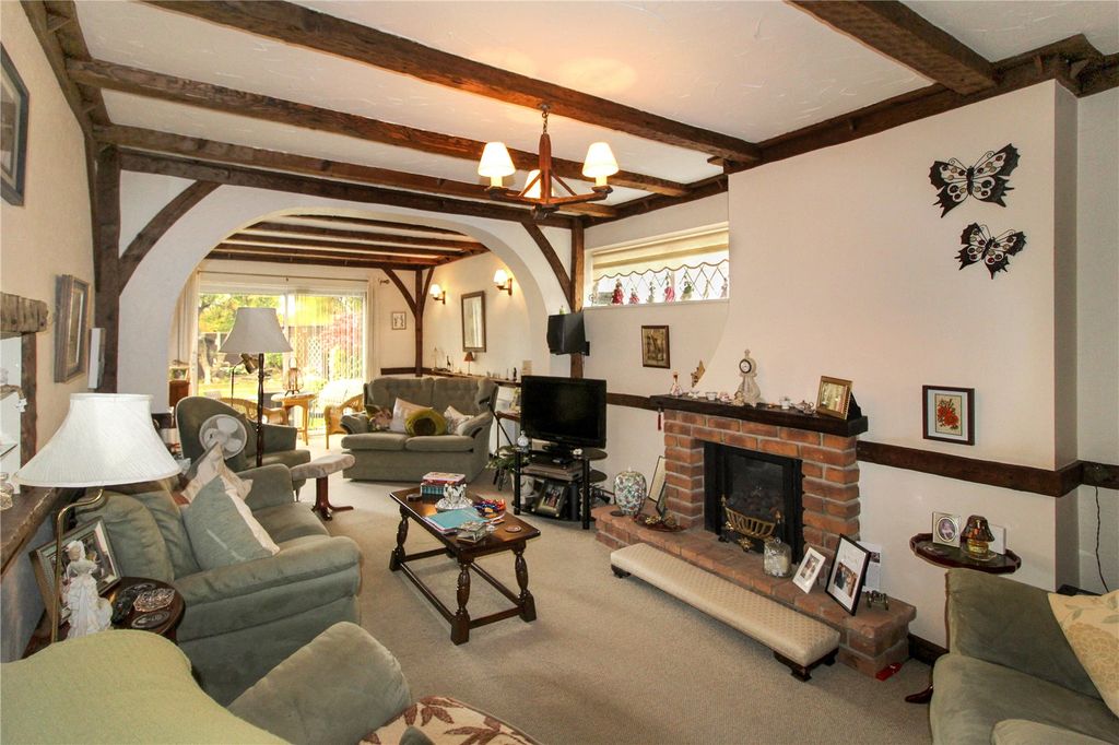 Property photo 3 of 21 Picture No. 15