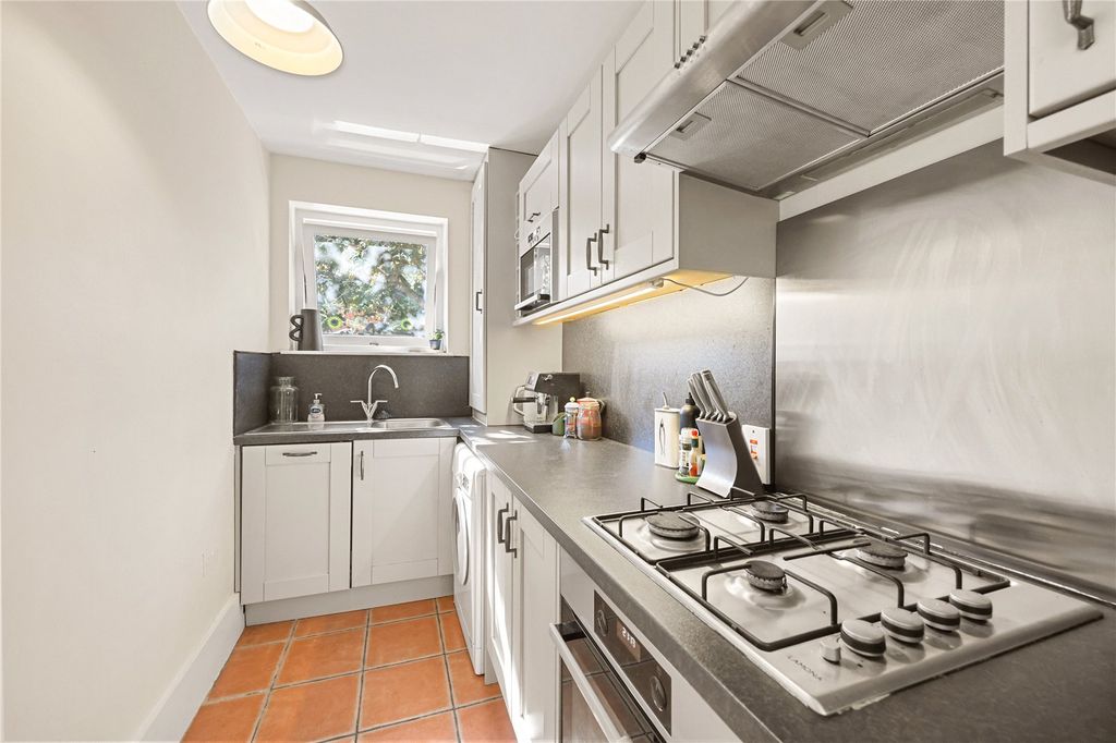 Property photo 2 of 20 Picture No. 04