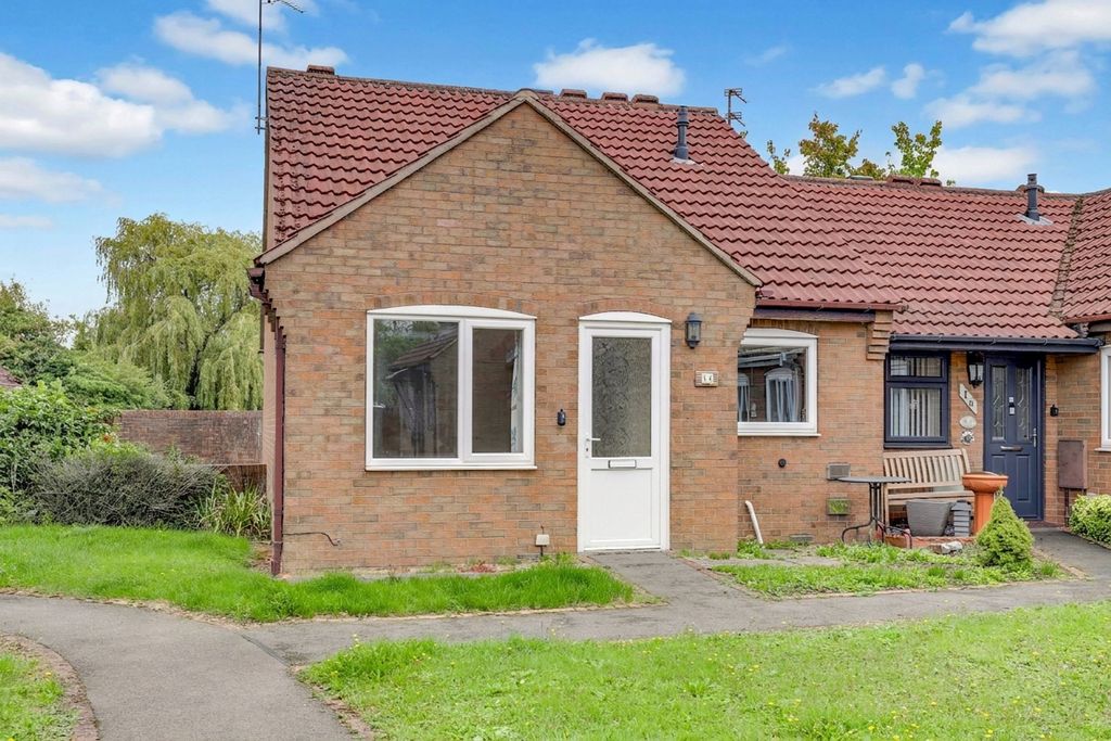 Property photo 1 of 12