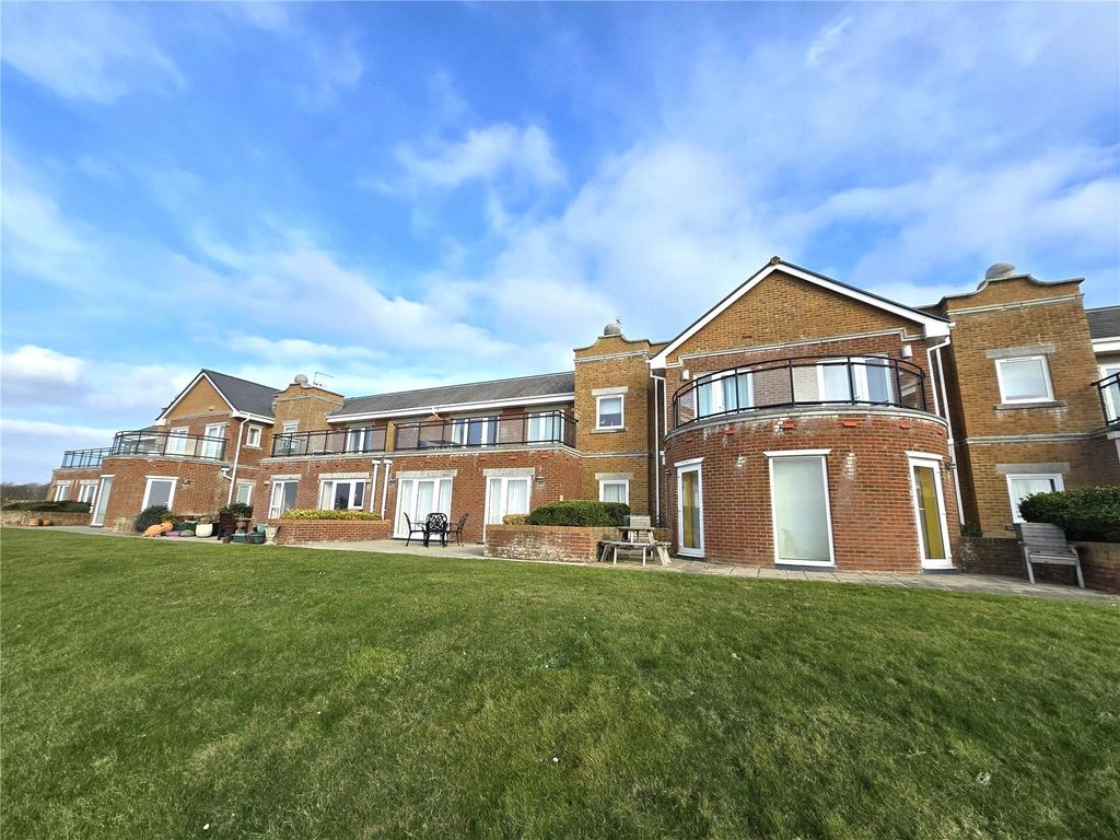 Property photo 1 of 17 Rear