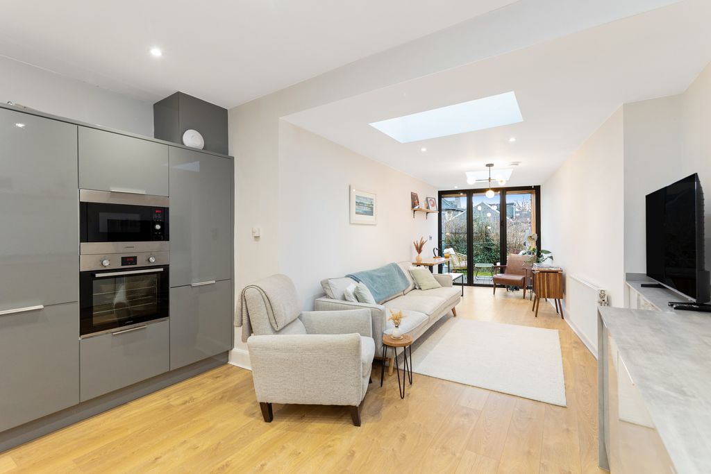 Property photo 2 of 12 Property Image 2