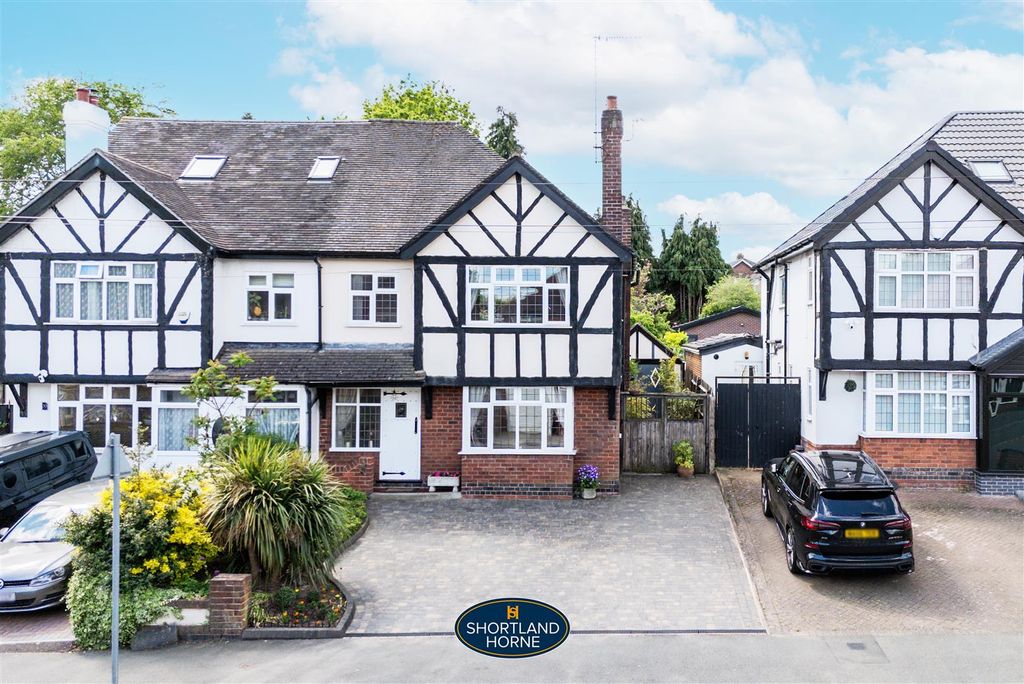 Property photo 1 of 34