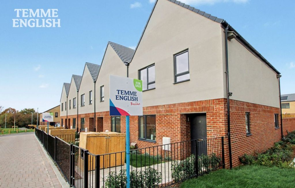 Property photo 1 of 23